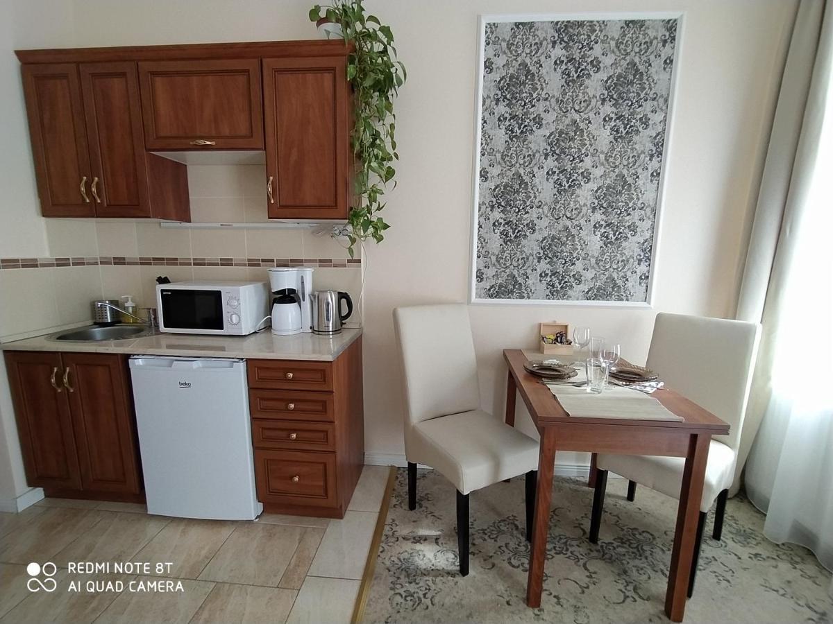 Villa Lucia Heviz Bagian luar foto