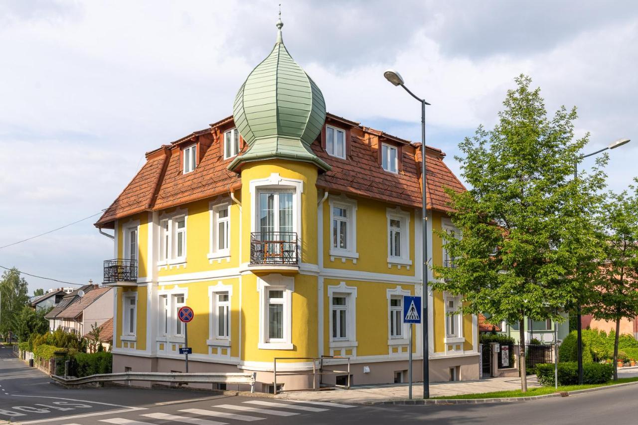 Villa Lucia Heviz Bagian luar foto