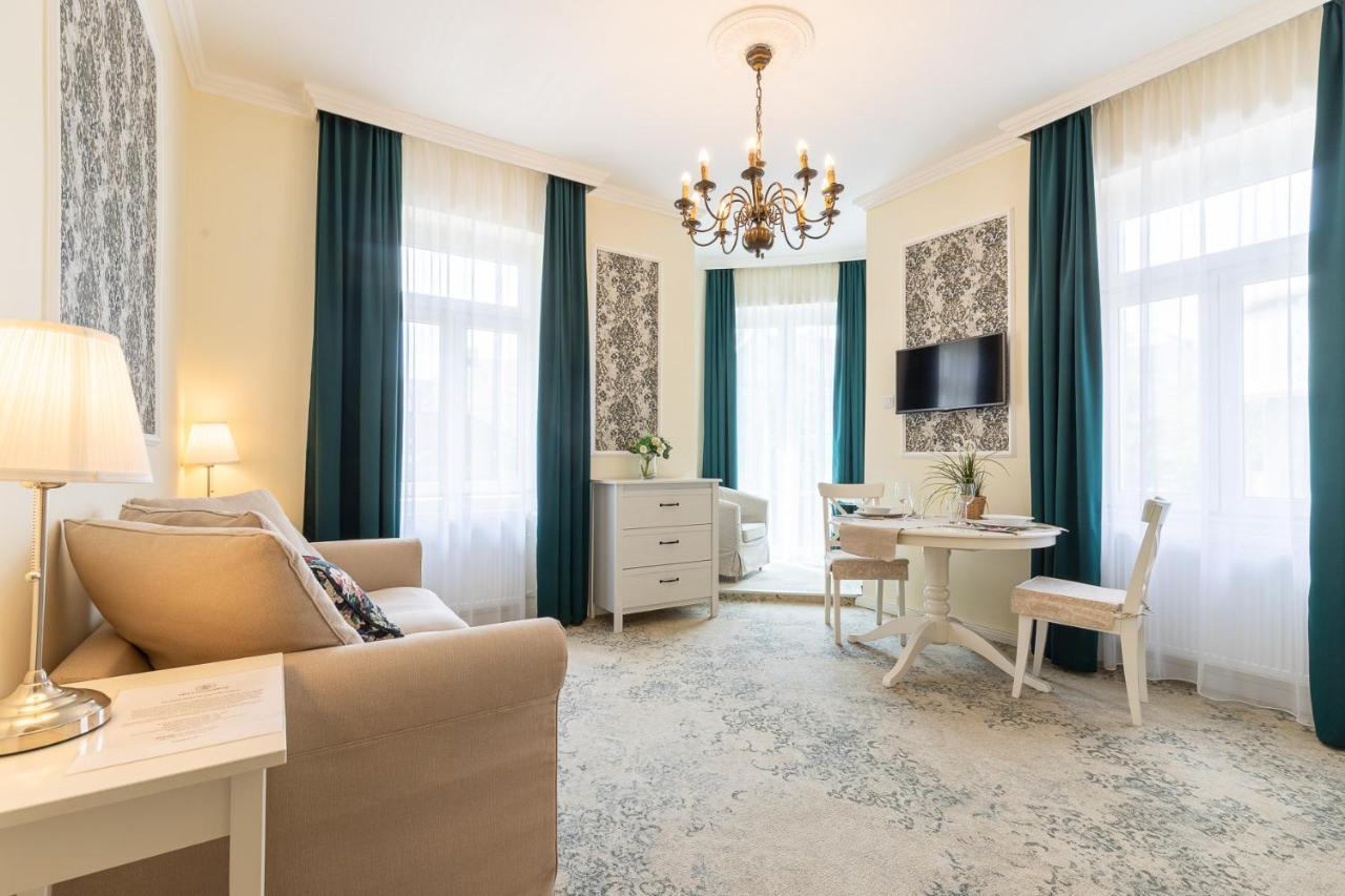 Villa Lucia Heviz Bagian luar foto