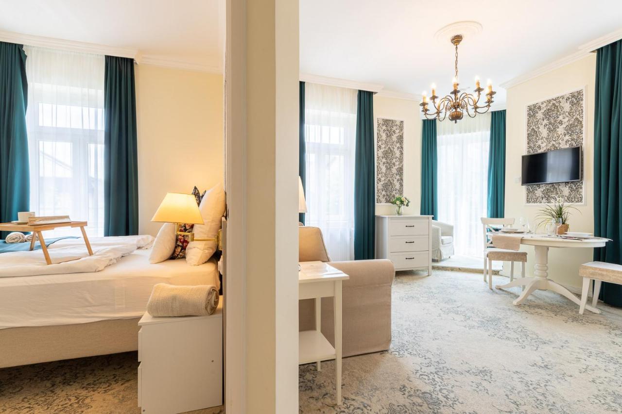 Villa Lucia Heviz Bagian luar foto